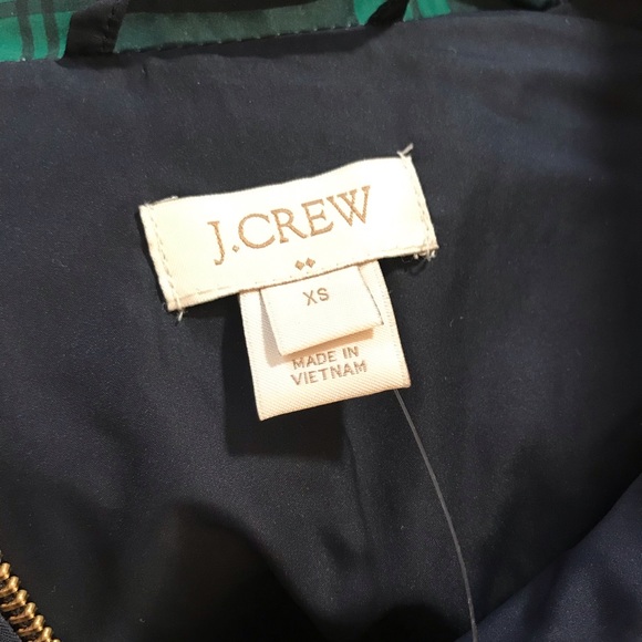 *NWT* J. CREW Plaid Print Quilted Puffer Vest - Picture 9 of 10